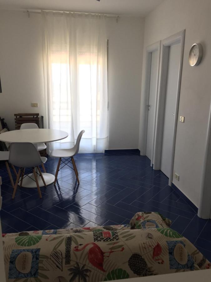 Casa Vacanze Playa 54 كاستيلاّماري ديل غو المظهر الخارجي الصورة