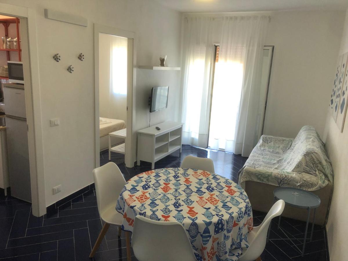 Casa Vacanze Playa 54 كاستيلاّماري ديل غو المظهر الخارجي الصورة
